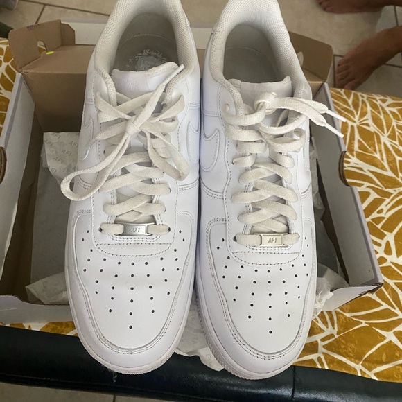 MENS Airforce One’s-size 13 - Picture 3 of 6
